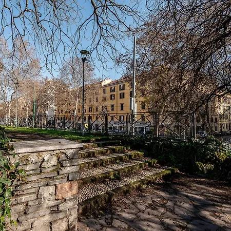 Stayeasy Montenero48 - Portaromana Center Апартаменты *